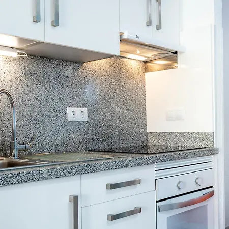 Great Location 30 Appartement *